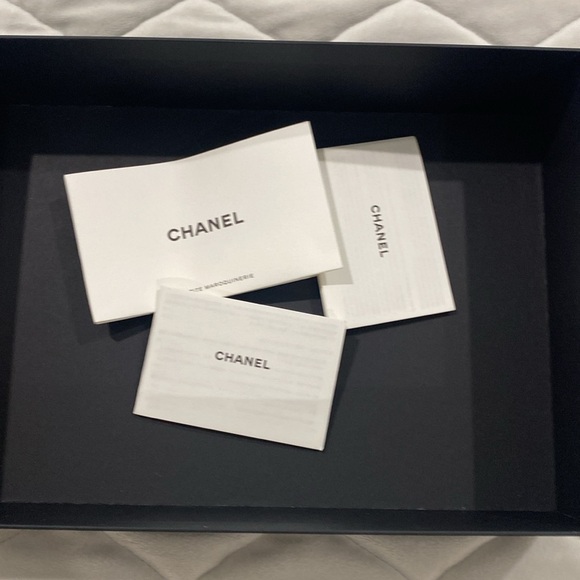 Chanel caviar wallet on chain - Picture 3 of 3